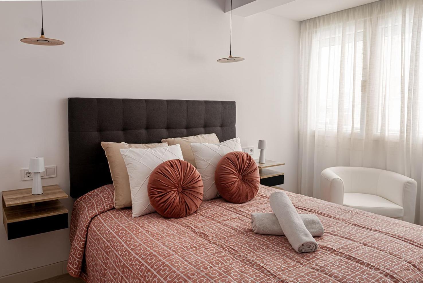 - Steps From The & Historic Center Appartamento
