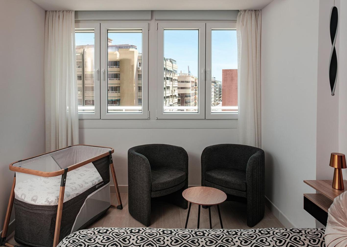 - Steps From The & Historic Center Appartamento