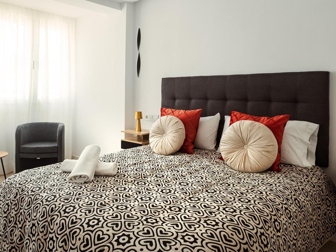 - Steps From The & Historic Center Appartamento